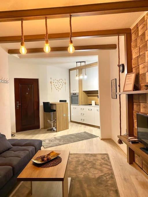 Nessi Apartment Pristina Exterior photo